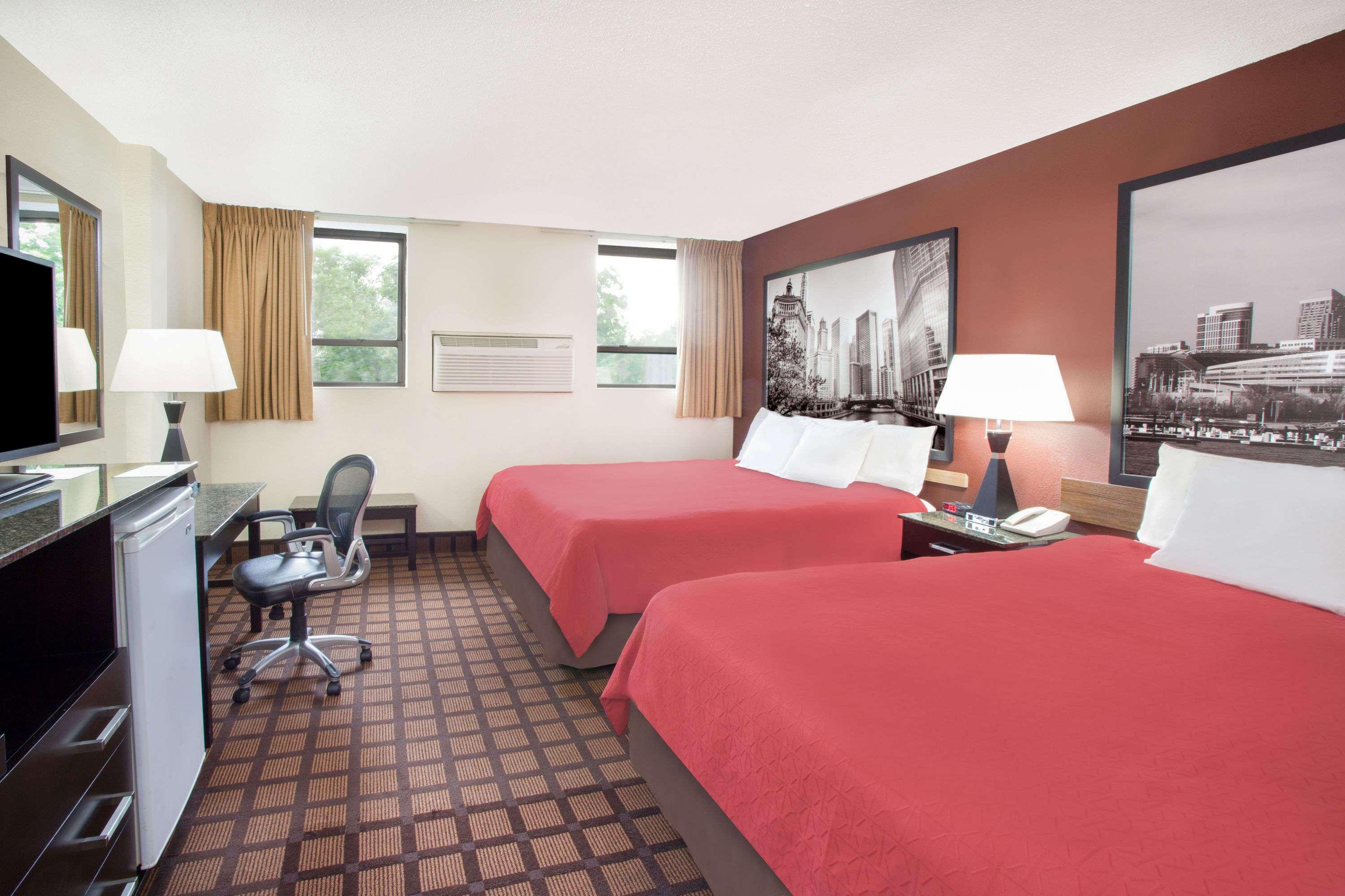 Super 8 By Wyndham Chicago Il Ξενοδοχείο Εξωτερικό φωτογραφία