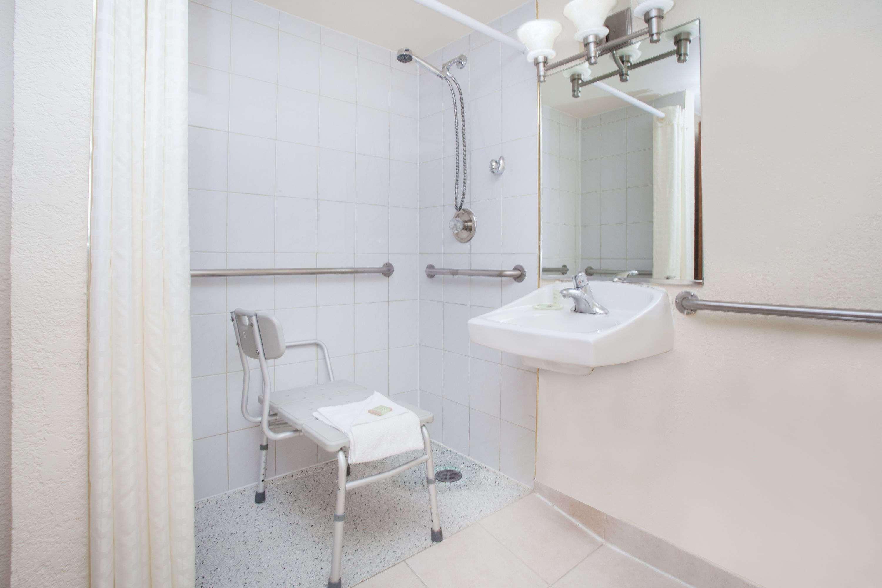 Super 8 By Wyndham Chicago Il Ξενοδοχείο Εξωτερικό φωτογραφία