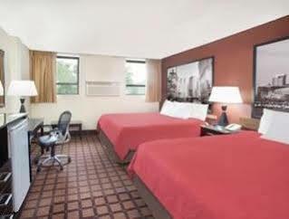 Super 8 By Wyndham Chicago Il Ξενοδοχείο Εξωτερικό φωτογραφία